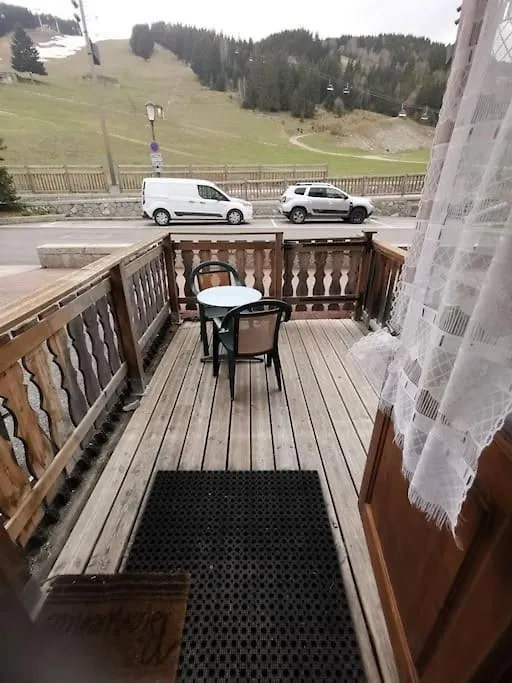 Appartement Front De Neige 1550 Courchevel Apartment